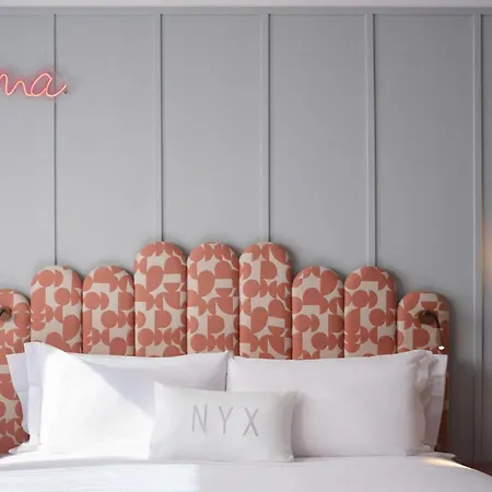 Nyx By Leonardo Rome