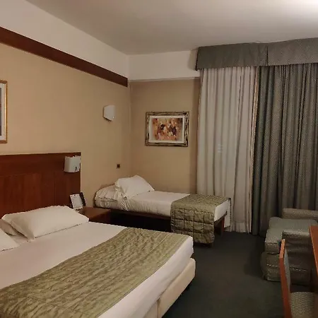Cicerone 4* Roma