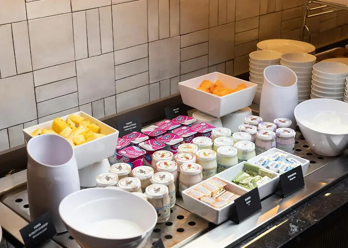 Hotel Nyx By Leonardo 4*